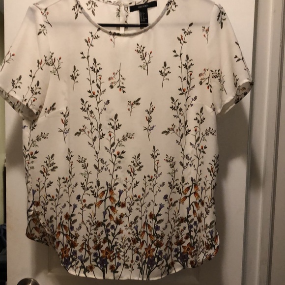 Top - Picture 3 of 4